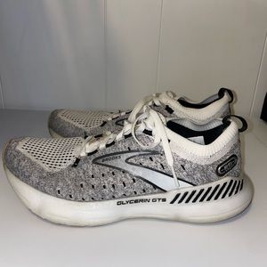 Brooks Glycerin (white) women’s size 8.